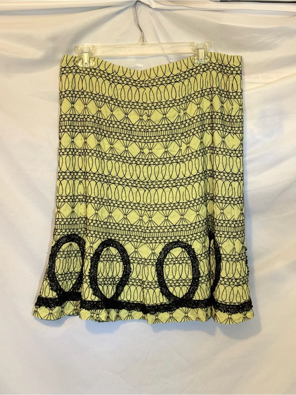 WD.NY Lime Green Y2K A-Line Skirt with Black Embroidery Size 14 (GG30)